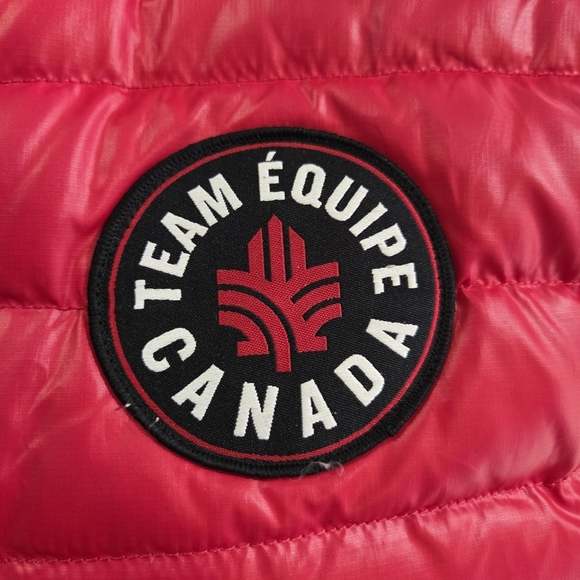 Hudson's Bay Red Olympic Down Canada Men's Puffer Vest Size L - Picture 4 of 9